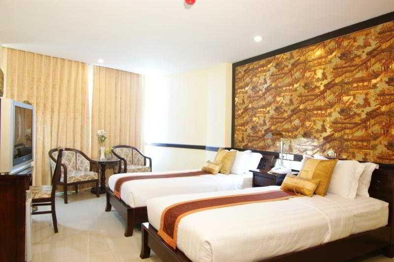 Jomtien Holiday Pattaya Hotel Bagian luar foto