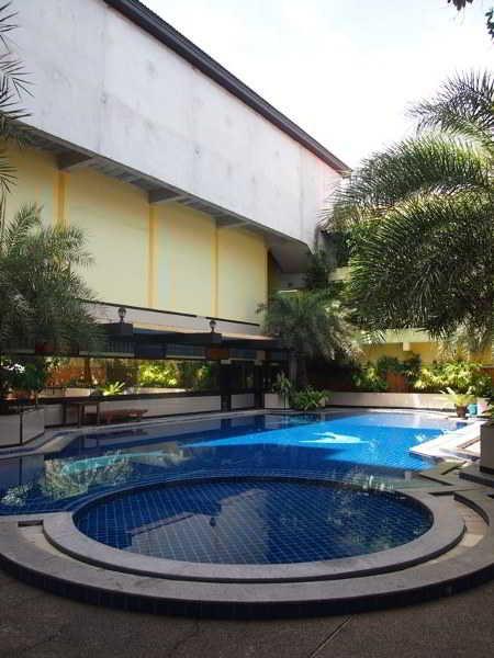 Jomtien Holiday Pattaya Hotel Bagian luar foto